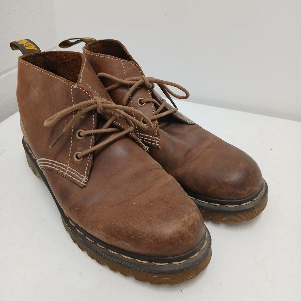 Dr. Martens Chukka Boots Mens 11 Brown Tan Leather Desert AirWair Shoes Doc
